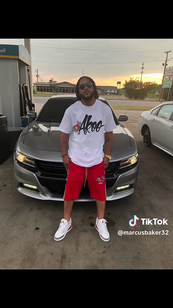 Marcus Baker (@marcusbaker32)’s videos with Check Me Out - Boosie Badazz