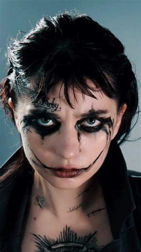 Ворон Макияж: Идеальное Хэллоуин Макияж Руководство