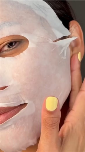 Get ready with Germaine para un glow natural y visible. Combina Pure C10 y Glow Force de Timexpert Radiance C . ¿El resultado? Piel radiante, uniforme y con un glow imparable. Transforma tu piel en 15 días con Pure C10. Ilumínala en 15 minutos con Glow Force. | Germaine de Capuccini