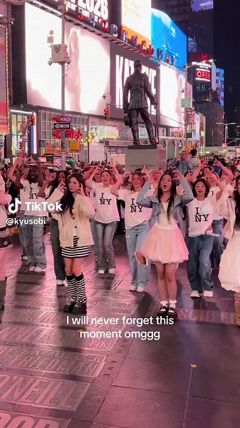 last night was just sm fun #fyp #h2h #carmen #timesquare #hearts2hearts