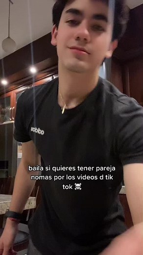 Videos de abraham (@whoisabraham) con “tengo hambre - antonella”