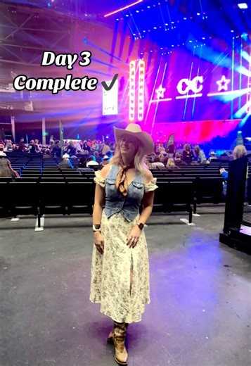 Day 3! And that’s a wrap 🤠 What a way to end the weekend! With an incredible matinee show at @King Tut’s Wah Wah Hut followed by the last @C2C Glasgow of the weekend. As always, worth the 5 hour drive! Until next year 🫶🏻🥹 #c2cfestival #countrytocountry2026 #ukcountry #cowgirlaesthetic #countrymusictiktok @ukcountryhats @Ariat Europe @Copper Cowboy Club™️ @