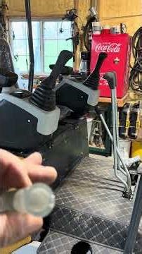 Fixing jerky controls on a Sdle 20 excavator