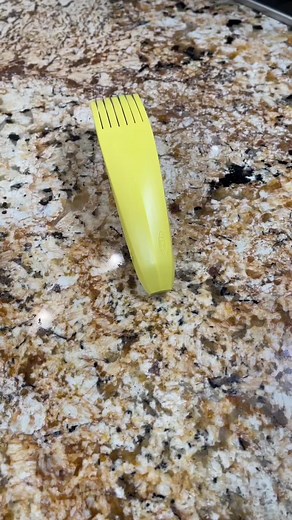 2.5M views · 10K reactions | 3 gadgets from the FUTURE #FacebookReelsContest | Simply Sal Finds | Facebook