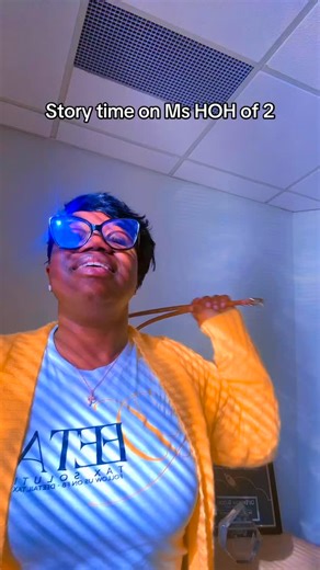 DeErricka | Dee Credit Expert🔌 on Instagram: "I absolutely love helping people. Whether it’s credit or taxes, being a problem-solver truly fuels me ⛽️ HOH with two dependents, earned $50K+ for the year… and only $296 withheld 😮‍💨 Good thing she had Dee as her Tax Pro, because we fully maximized that return by asking the right questions 👏🏾 🎓 Education Credit: $1,810 👶🏾 Child Care Credit: $1,200 Side gig 💥 Grand Return Total: $7,315 💰 AND that’s not all 😎 🏦 $1,000 advance loan approved