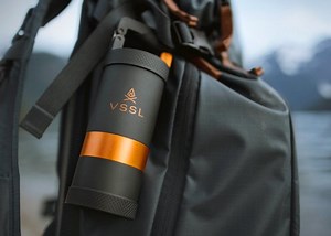 VSSL JAVA coffee grinder lets you prepare your coffee beans anywhere