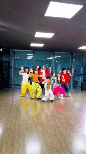 Follow me & my dance students ! #viral #trending