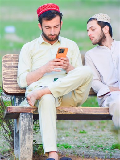 Capturing Life on the Streets: A Guide to Street Photography