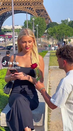 Exploring Social Experiments for Insightful Interactions