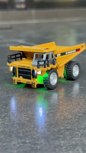 Miniature remote control car