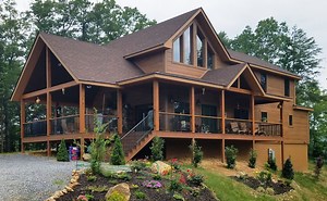 ClearCreek Siding Offers Custom, Concrete-Based Log Siding Alternative