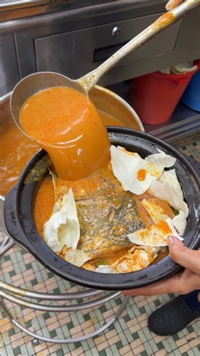 Best Rating Fish Curry Restaurant In Malaysia 🔍 information Kam Long Ah Zai Curry Fish Head 📍Address 74, Jalan Wong Ah Fook, Bandar Johor Bahru, 80000 Johor Bahru, Johor Darul Ta'zim, Malaysia 💵 Price RM 32/$ 7.90 USD | Street Food Journey