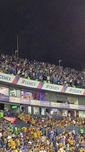 La afición de Cruz Azul haciéndose sentir en el Volcán después de la anotación de Sepúlveda, hasta se llegaron a escuchar más que los locales 💙😮‍💨 | Tío Azul