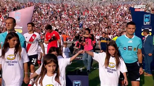 If I was a decent Championship player towards the end of my career, I’d get my agent to do everything in his power to get me a move to either River or Boca just to play in this match. One season, forget the money.