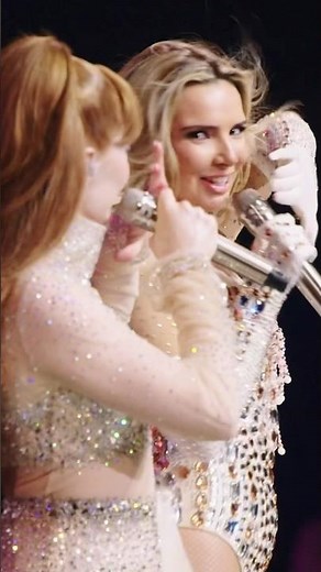 Girls Aloud - Something New live from #TheGirlsAloudShow at The O2 Arena London 💋 #shorts