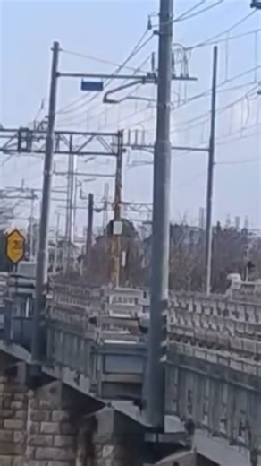 Frecciarossa ETR500 in transito a Bari Zona Industriale operante l'AV9808 Lecce - Torino Porta Nuova