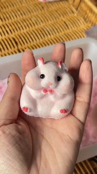 Taba Squishy: Unboxing the Cutest Hamster Toy