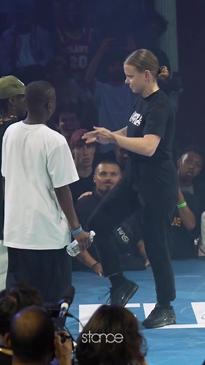 Jaja Vankova Epic Robot Dance Battle