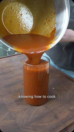 Kelly Scott on Instagram: "How to make an espagnole sauce - one of the five mother sauces! Sign up for my newsletter to keep up to date with recipes and cooking techniques! Comment “NEWSLETTER” and I’ll send you a link to your DMs to join my community! My favorite of the five mother sauces is an espagnole sauce. This is mostly because some of my favorite sauces come from an espagnole sauce, like demi glace and sauce robert. Espagnole sauce is known as the French brown sauce. It is probably the r