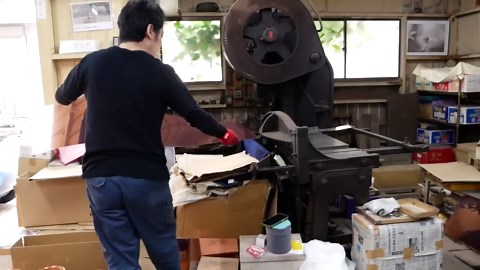 Incredible Process of Making Seals with Floating Prints