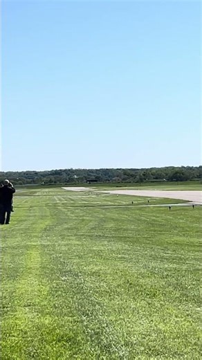 Beech 18 Low Pass Fly-By at Funday Sunday Fly-In at Moraine Airpark May 3, 2026