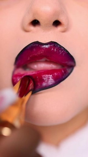Transforming into a Vampire with Ombre Lips Tutorial