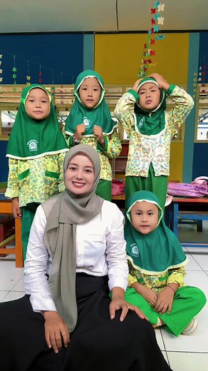 Lagu Anak: Aku Mau ke Mekkah Keliling Ka'bah