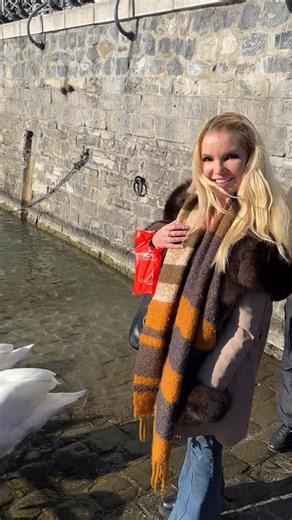 Liene Kiviča on Instagram: "Switzerland, Genève. 🇨🇭 #lienekivica #andriskivics #switzerland #geneva #travel"