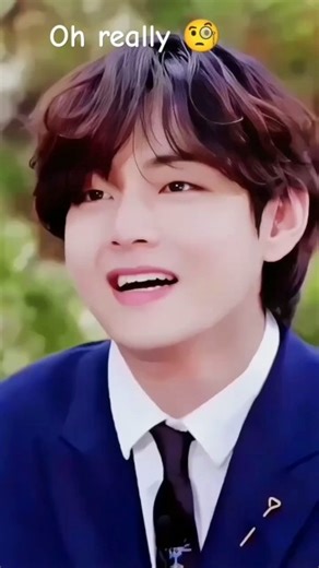 bts heters kehte hai ke bts apne looks ke wajah se femous hai 🙄🙄oh really 🧐🧐 heters rost 😡😡