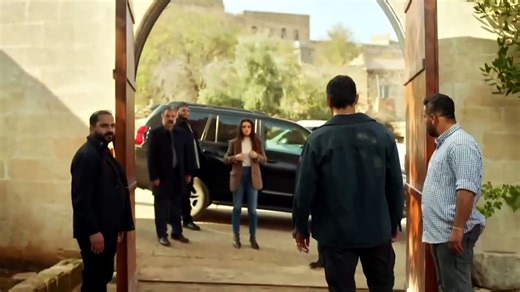 ...Uzak ...Sehir ...- ...Episode ...4 ...(English ...Subtitles) ...Far ...City [Full Movie] [English