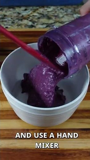 3 INGREDIENT BERRY PROTEIN FLUFF! 💪🤯 How to Make an Easy Low Carb Snack! #lowcarbrecipes #shorts