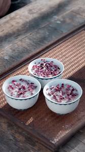 43K views · 247 reactions | tallow tree seeds #TallowTreeSeeds #NaturalWax #SeedToWax #OrganicGlow #NatureCraft #HandmadeWax #EcoFriendlyWax #SustainableLiving #NatureMagic #RuralLifeVibes #TraditionalCraft | HQDiscover | Facebook