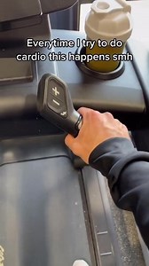 It's a glitch in the matrix #zyzzbrah #zyzzlegacy #fitnessaddict #biceps #chestday #strong #natty #gymlife #iifym #swoll #gymfreak | BroScience