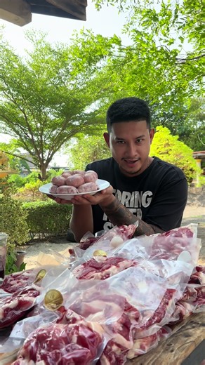มาๆครับบ่ายโมง จัดส่งถึงหน้าบ้าน#มายบ้านดำ #มาย3วิ #หมูแแดจารย์มาย #tiktokกินเที่ยวแล้วแต่ฟีล
