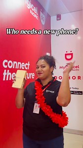 Looking for a new phone? Come on down to our Christmas Roadshow at Digicel Fiji store at Damodar City and score the Motorola 5G phone for only $299! 😍📱 | Digicel