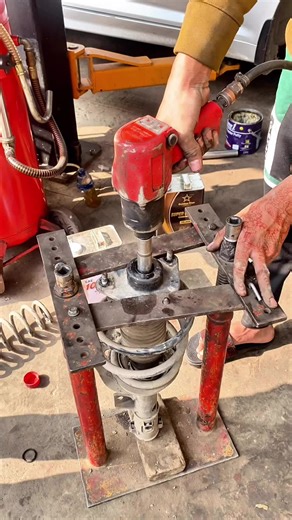 Rx Mechanic | Shock Spring & Mount Removing! #shockspring #shockmount #shockabsorber #rxmechanic #fblifestyle | Instagram