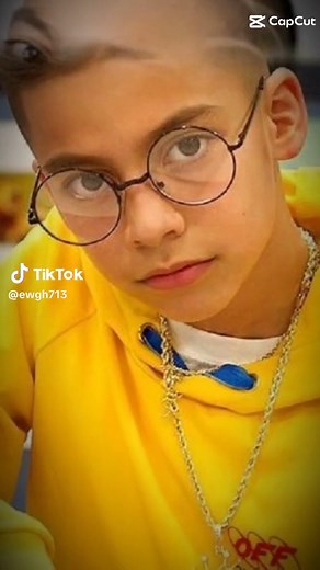 Stylish Hairstyles and Accessories for Young Men