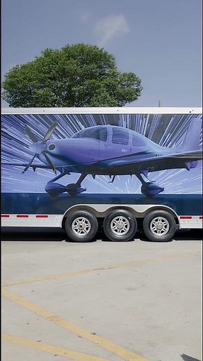 Getting up close with the Cirrus SR22T #sxsw2026