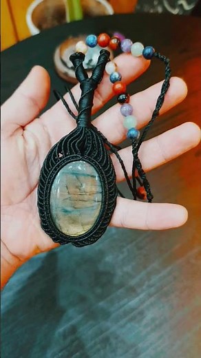 I’ve got a handmade macramé piece with a beautiful labradorite stone for you simple and special
