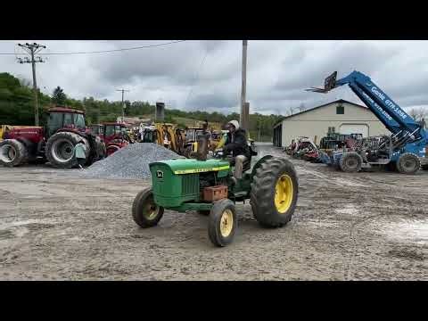 JOHN DEERE 1530 For Sale