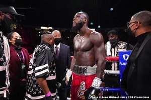 Deontay Wilder Training With Michael Hunter - Boxing News 24