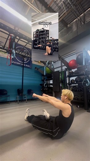 No hands can you get up like this? #pistolsquat #squatchallenge #squat #mobility #dance