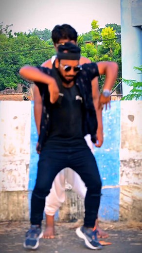 616K views · 10K reactions | Ramaiya Vastavaiya group dance #dance | Rajusk2681 | Facebook