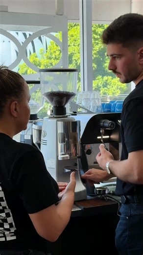 From beginners to baristas, we've got training classes to suit every coffee enthusiast! 🙌☕ 👉 Coffee Foundations Class: Learn the foundations of espresso coffee making, grinder and machine knowledge, how to dose, tamp and extract coffee. We'll also cover how to texturise milk and pour the classic café menu, as well as teach you how to run a coffee station on shift maintain and clean a machine. 👉 Barista Masterclass: Tackle the next level of barista skills while reinforcing the foundations. We'