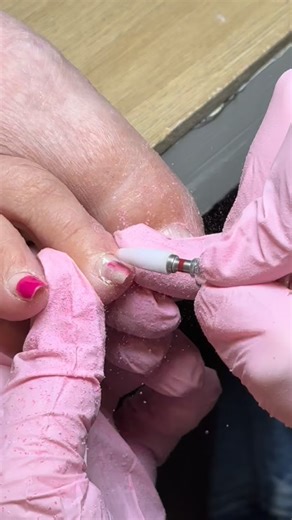 🫣😮 #pedicure#feetcare#asmrfeet#redtoenails#frenchpedicure#toenailart#footspa#satisfyingvideo#nailartreels#beautycare#relaxingasmr#cleantoes#softfeet#toenaildesigns#selfcarevibes#spaathome#viralreel#asmrcommunity#reelsoftheday#usaasmr #uñas #manicura #nail #nailart #nails #parati #esmaltesemipermanente #uñasbonitas #naildesign #manicurista | Inma blanco nails