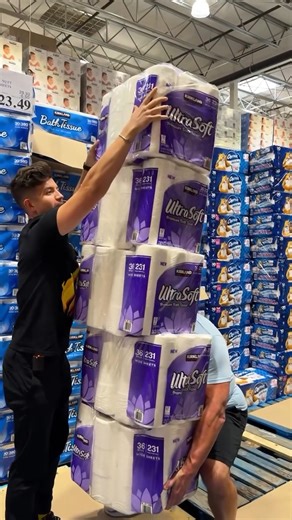 I’m adopting Big Justice! 😳🤣 | PrestonPlayz