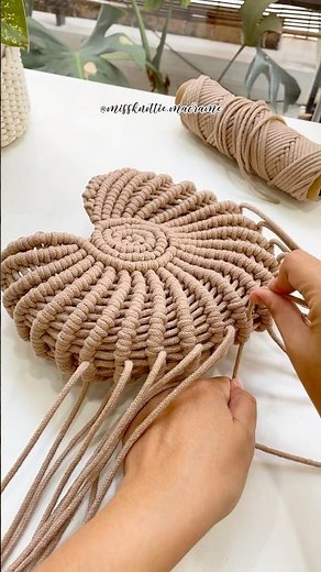 Let's make a macrame shell bag or two 🐚 #macramebag #macrameshellbag #seashells🐚