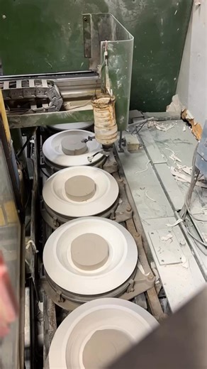 111K views · 2.2K reactions | Making your next Coupe Bowl 北 at our factory in Newell, West Virginia!  Shop all of our American made dinnerware at fiestafactorydirect.com | Fiesta Dinnerware | Facebook