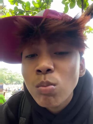 Kamu Ngeselin Tapi Kamu Ganteng: Definisi Pesona