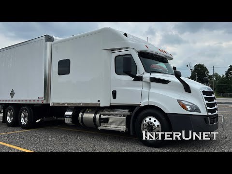 Freightliner Cascadia 2023 Expedite Truck with ARI Legacy Sleeper